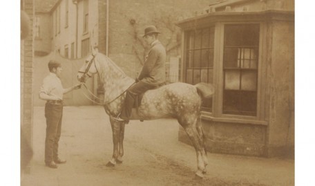 Lincoln artist, William Tom Warrener