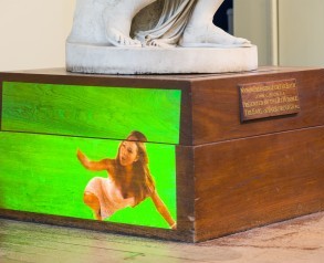 Touch My Body (Green Screen Version)